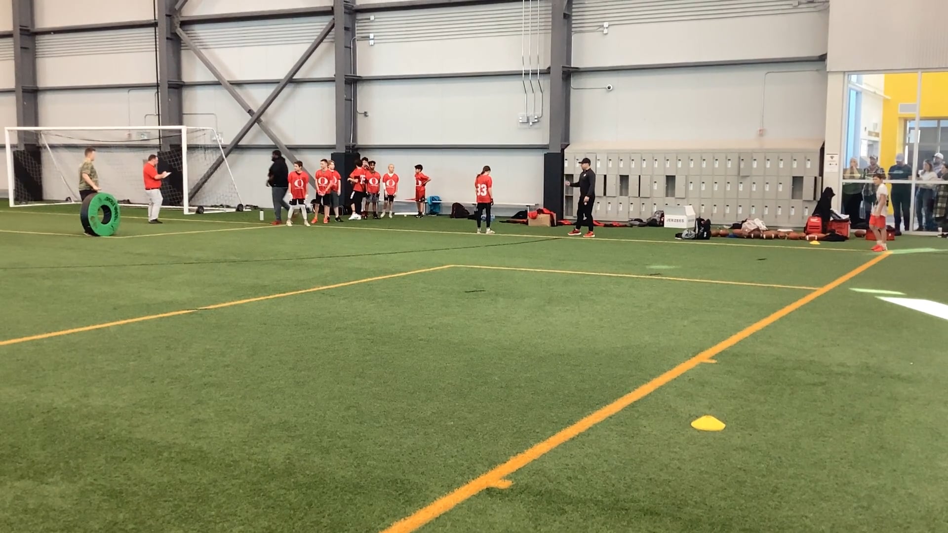 Watch élise fennell's 40 Yard Dash: 5.74 seconds