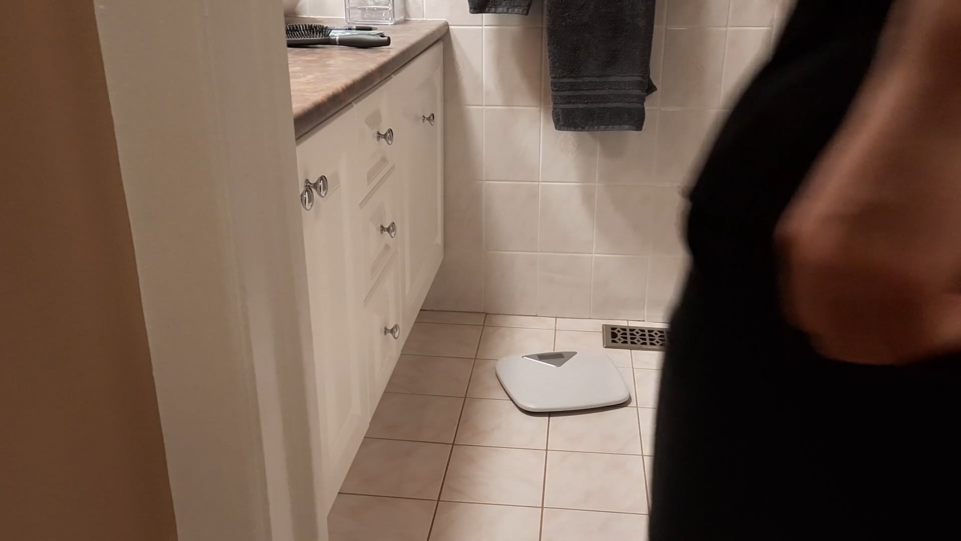 Watch josh courville's Weight: 156.6 pounds