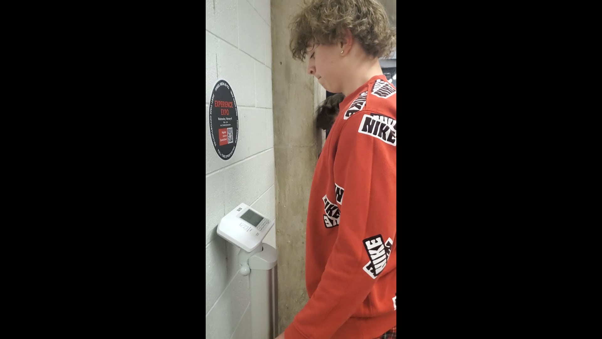 Watch calem smith's Weight: 161 pounds