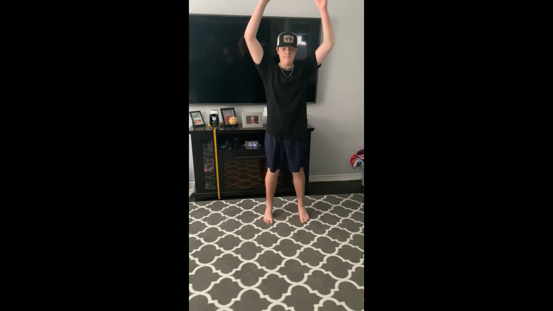 Watch PurpleShift athlete's Vertical Jump: 18.3 inches