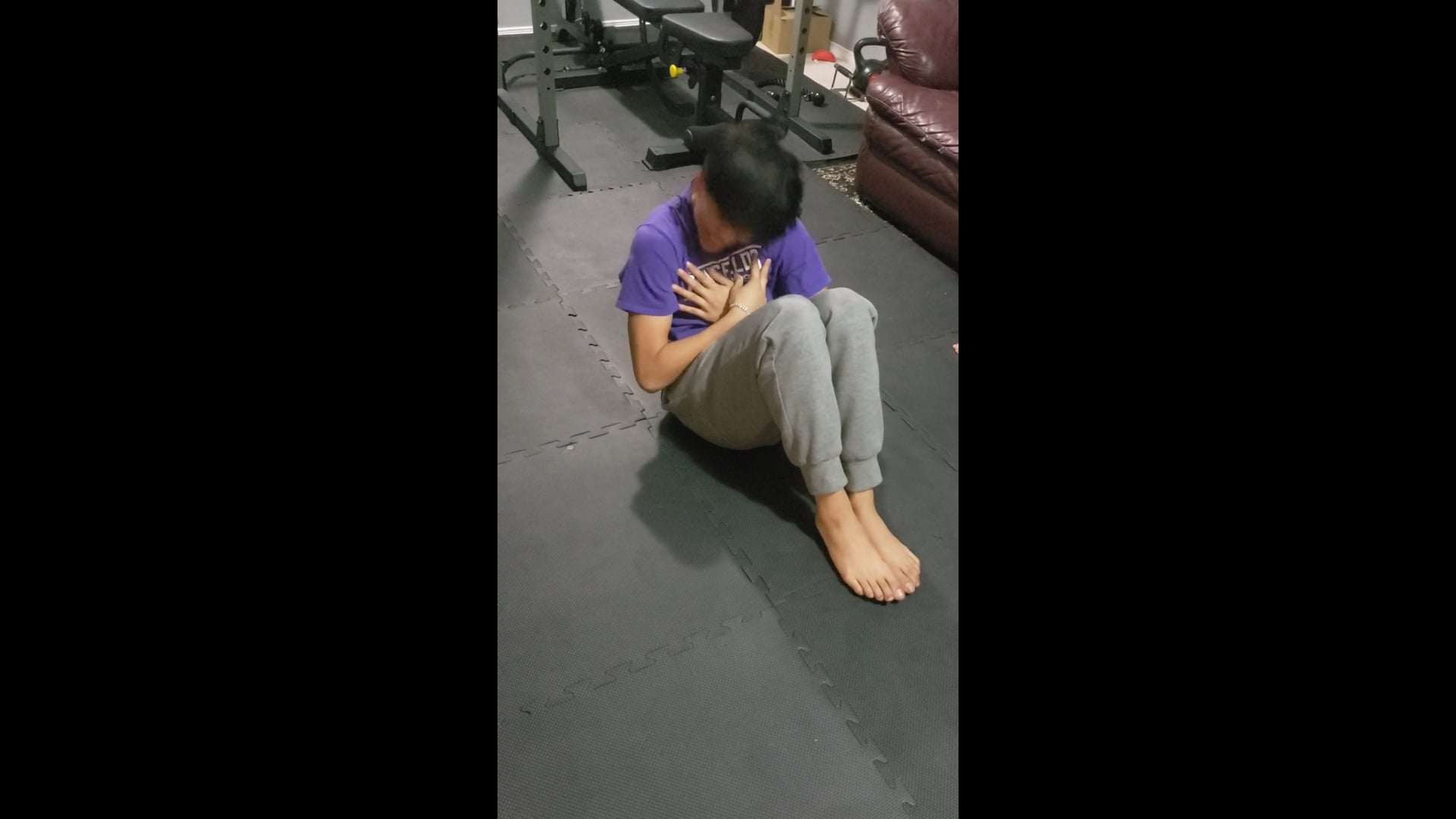 Watch tyson vong's Sit Ups: 19 sit ups