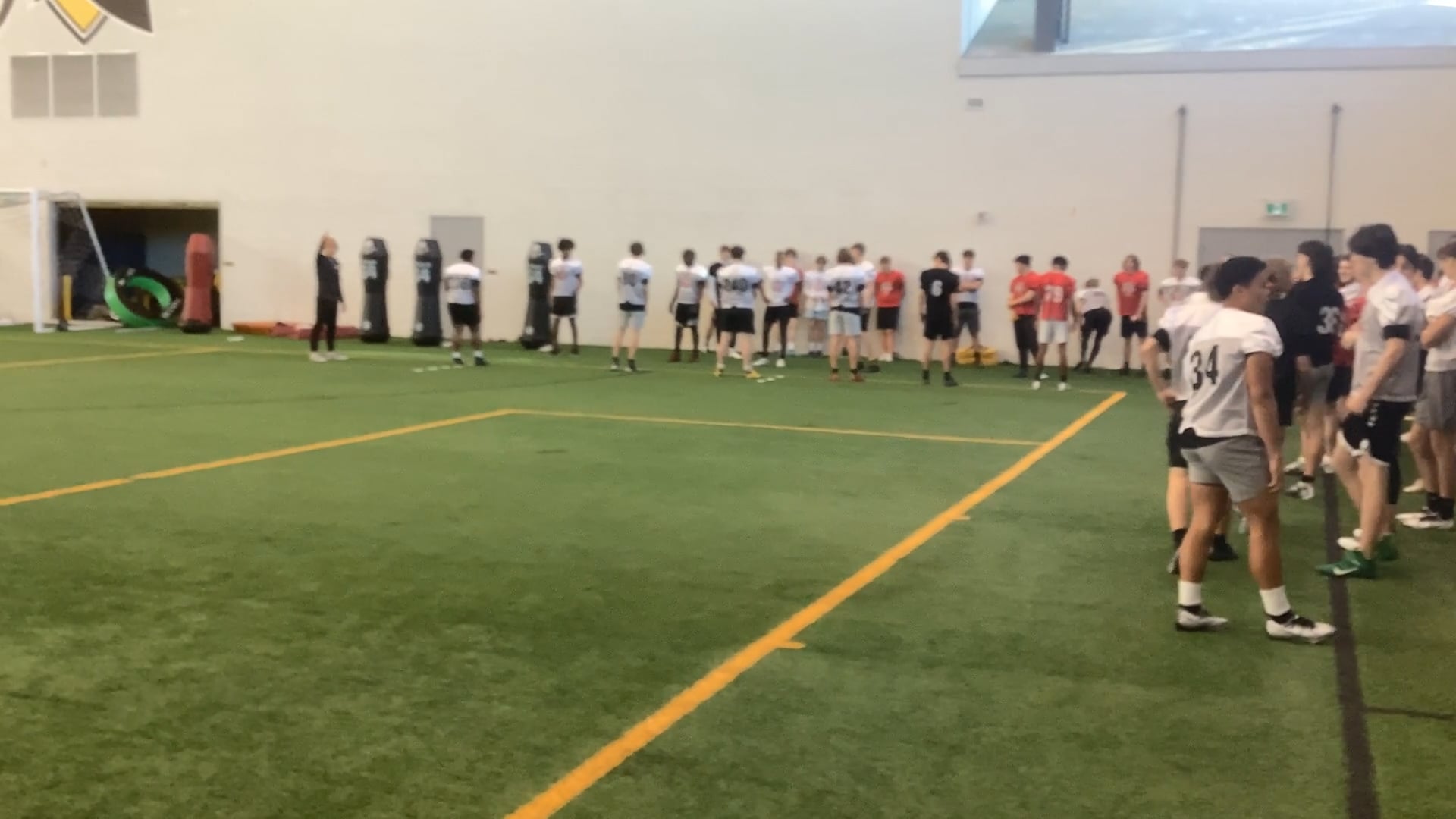 Watch noah hopkinson's 40 Yard Dash: 4.92 seconds