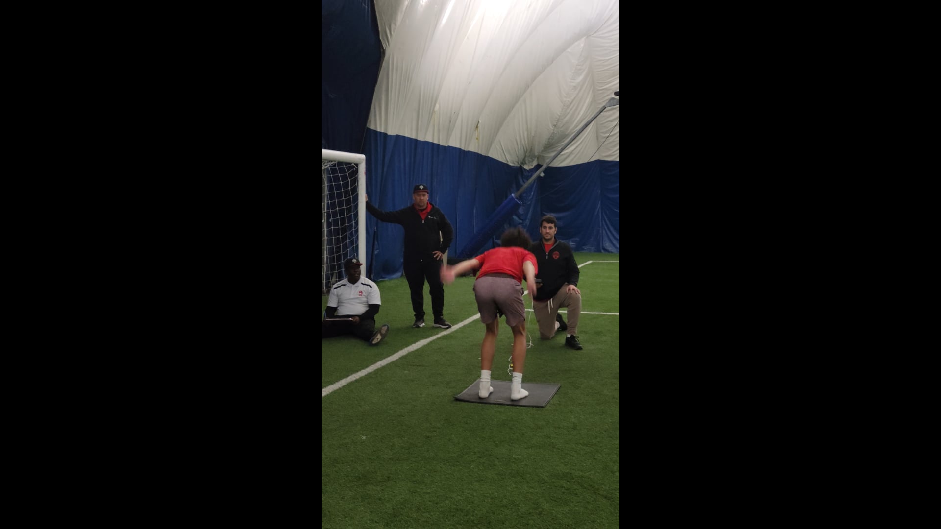 Watch dayne  meyer's Vertical Jump: 30.33 inches