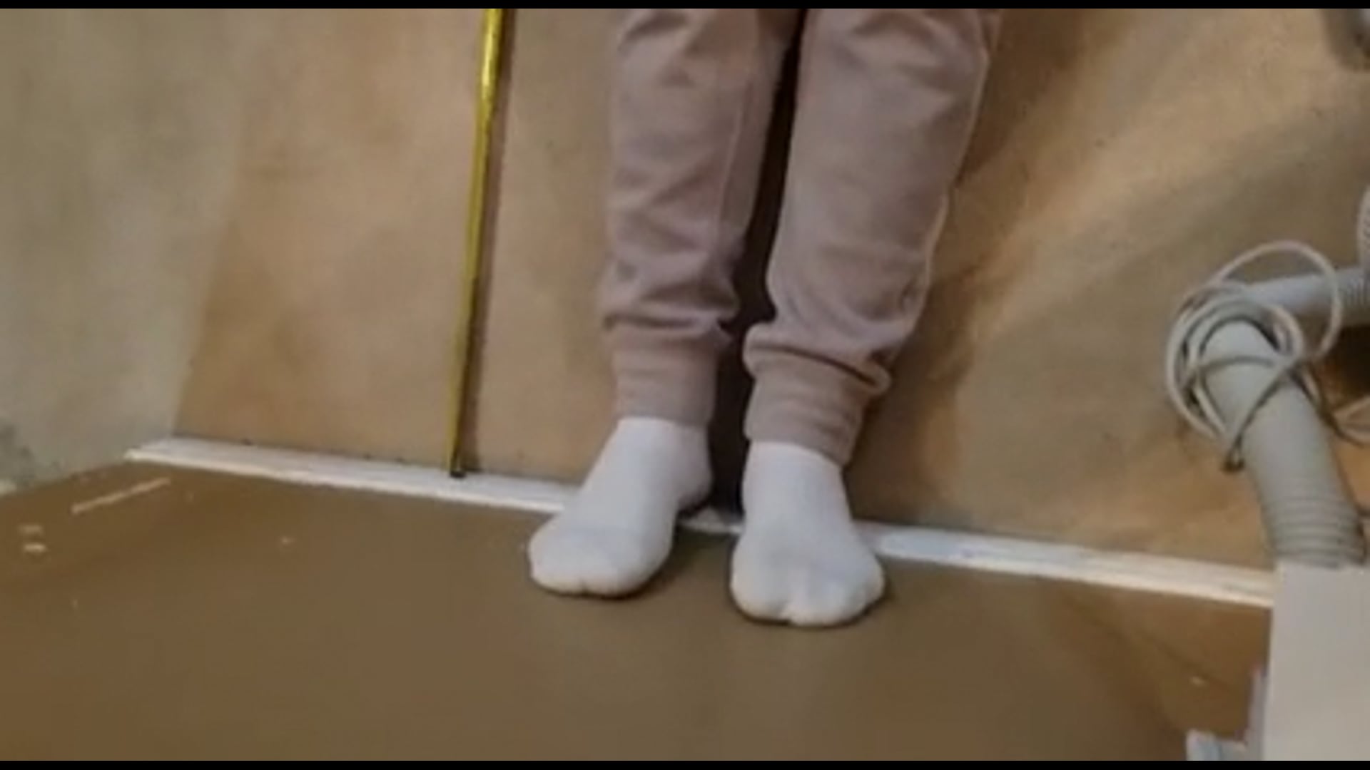 Watch PurpleShift athlete's Height: 66.5 inches