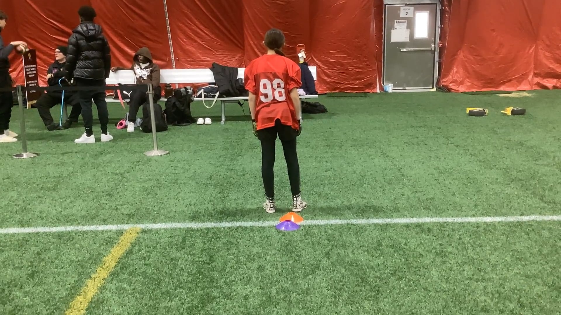 Watch élise fennell's 5-10-5 Agility: 5.33 seconds