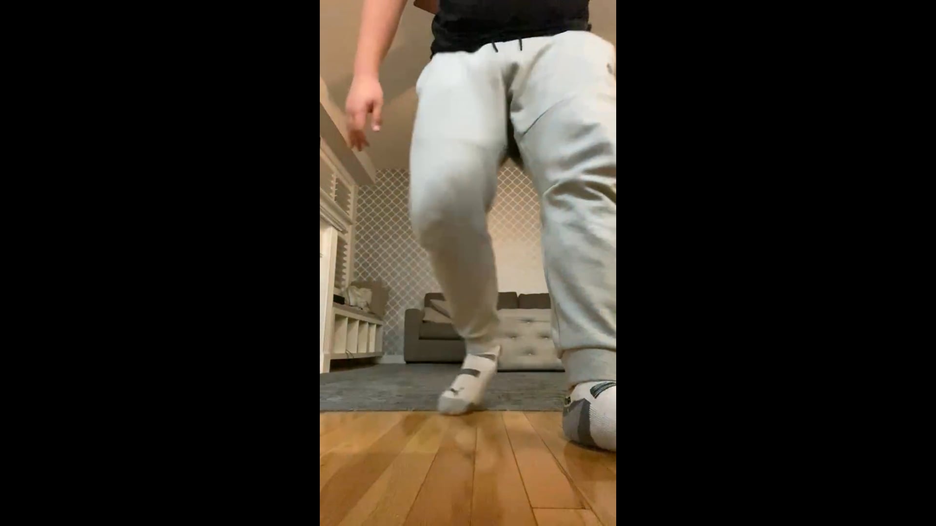 Watch joseph pimentel's Vertical Jump: 15.15 inches