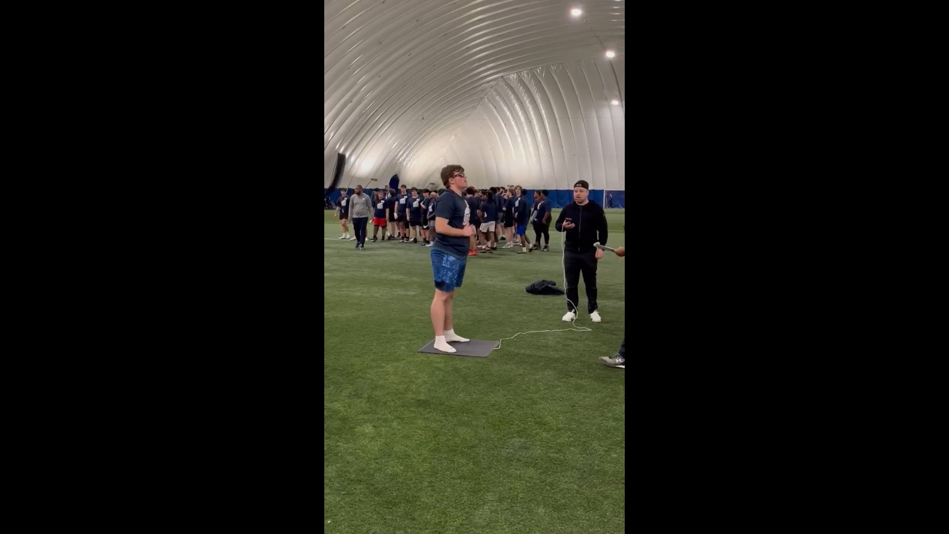 Watch lee jasper's Vertical Jump: 15.15 inches