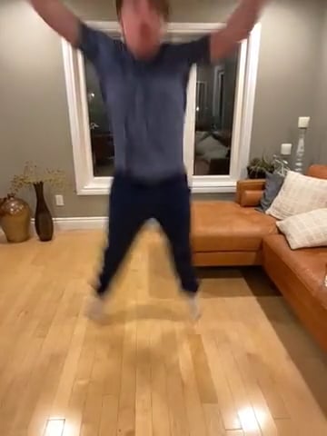 Watch PurpleShift athlete's Vertical Jump: 13.28 inches