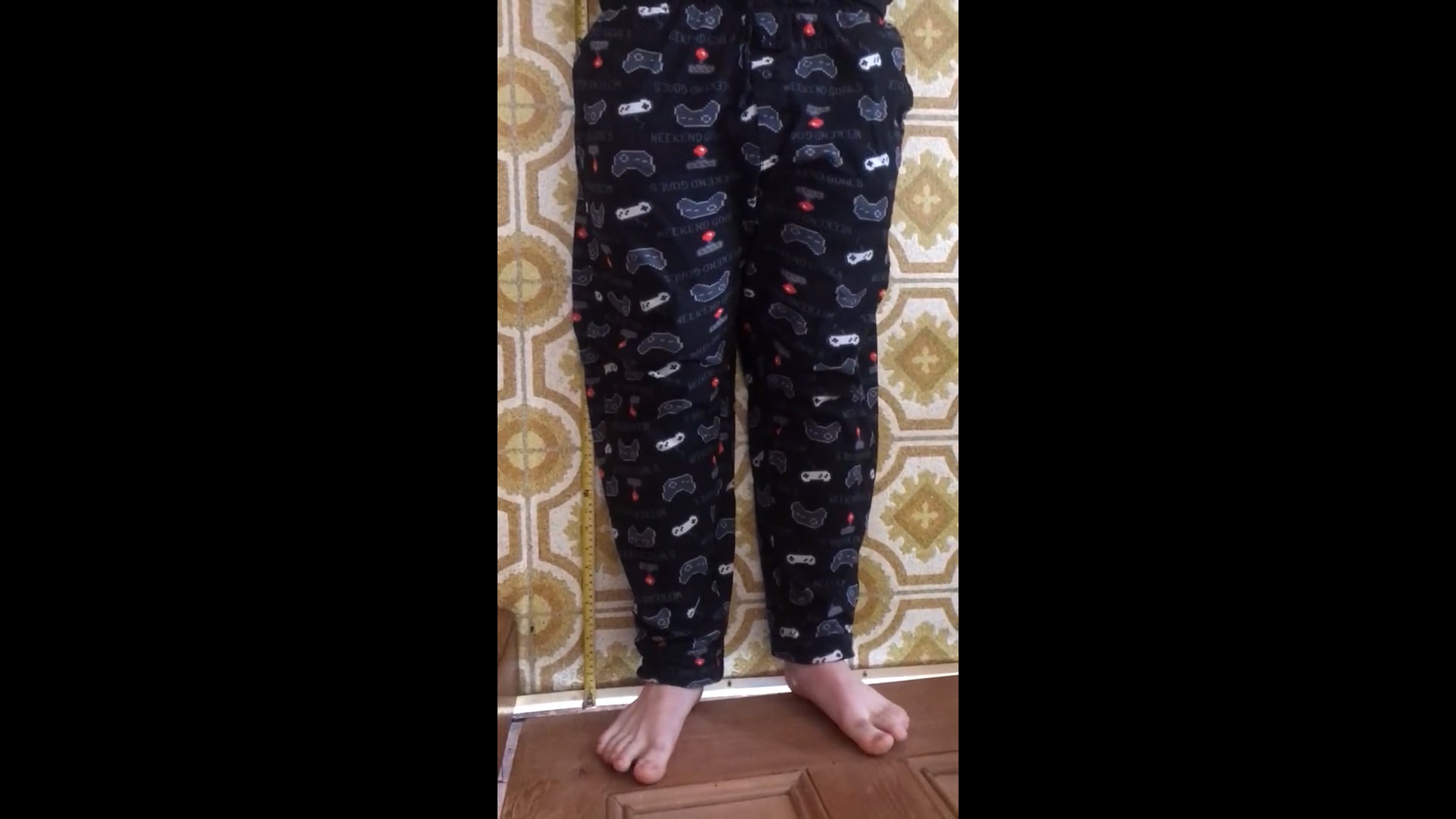 Watch edmond-brian bandy's Height: 68 inches