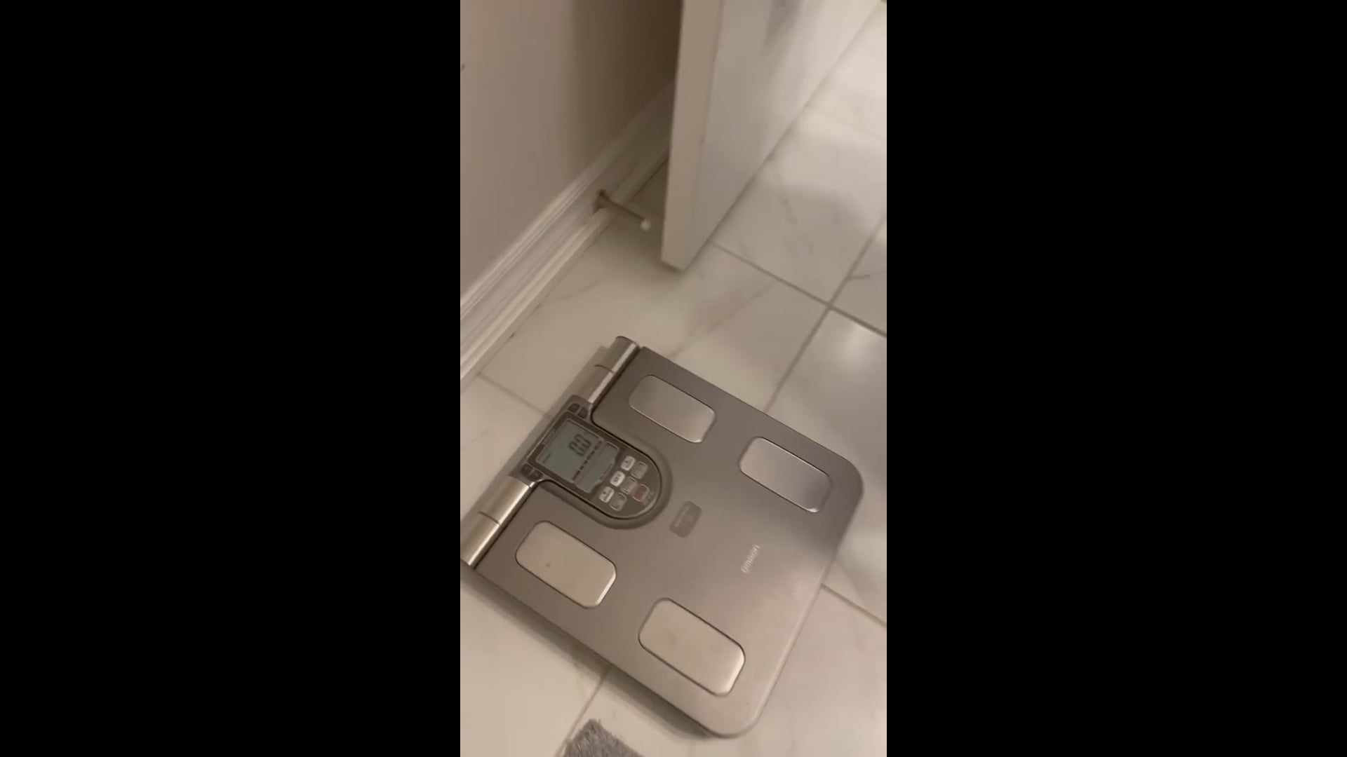 Watch joshua walls's Weight: 104.8 pounds