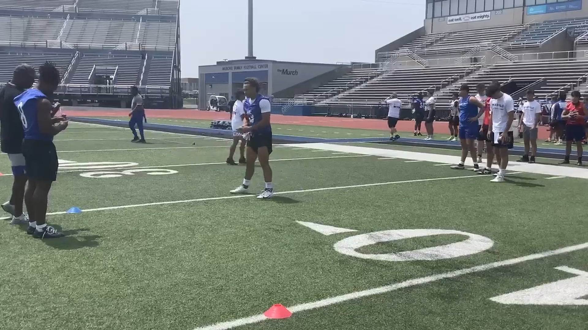 Watch éloïk gougeon's 5-10-5 Agility: 4.08 seconds