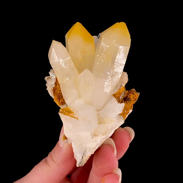 Quartz (''Mango Quartz'')