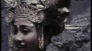 16 Bali old video 1938 Gordel van smaragd (Bali)