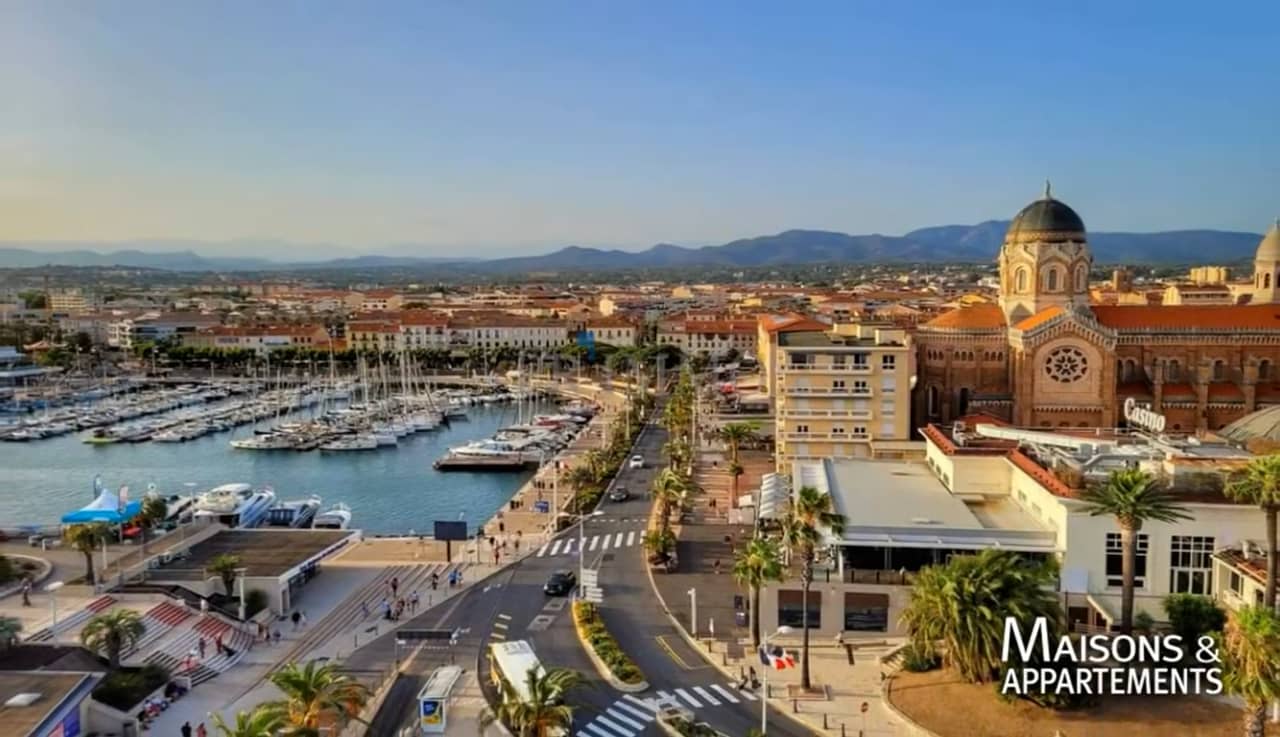 SAINTRAPHAËL APPARTEMENT À VENDRE 1 100 000 € 108 m² 3 pièces