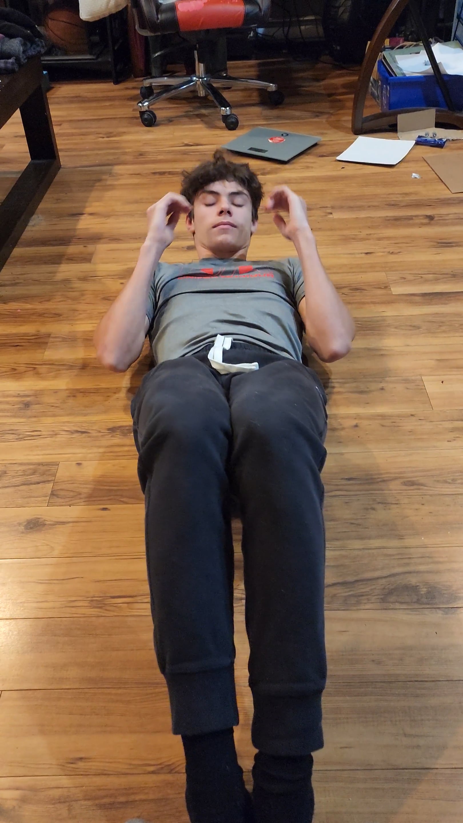 Watch chase doucette's Sit Ups: 73 sit ups