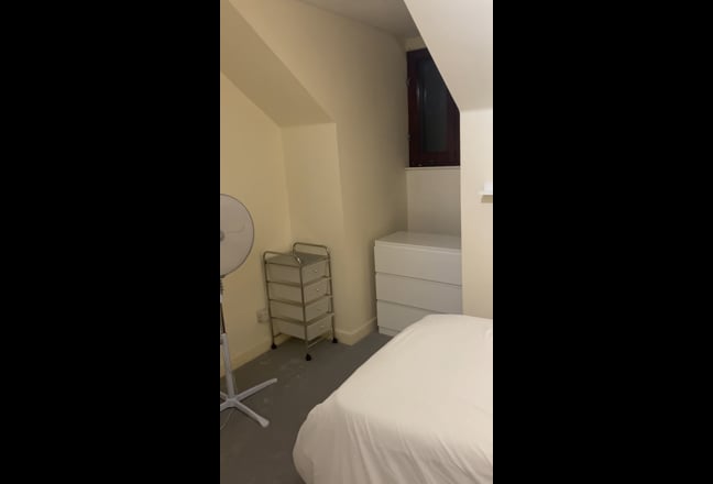 Newly decorated larger than average single room  Main Photo