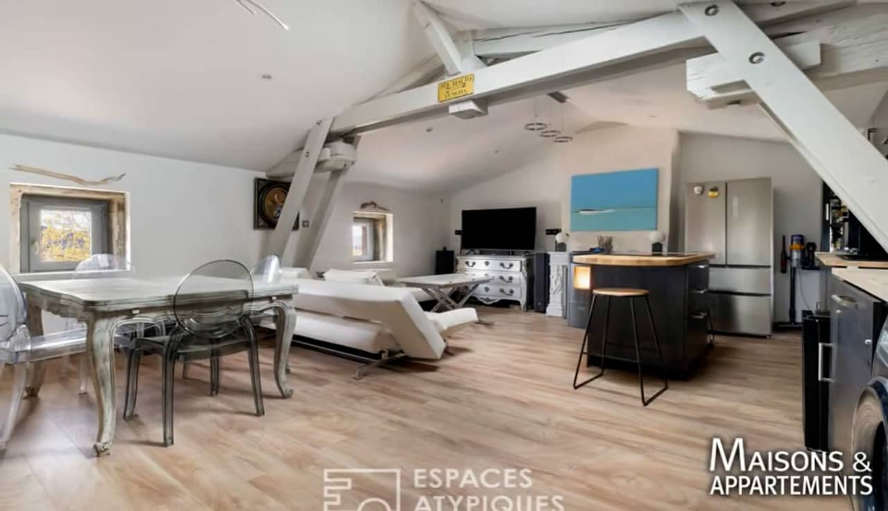 NEUVILLESURSAÔNE APPARTEMENT À VENDRE 310 000 € 82 m² 3