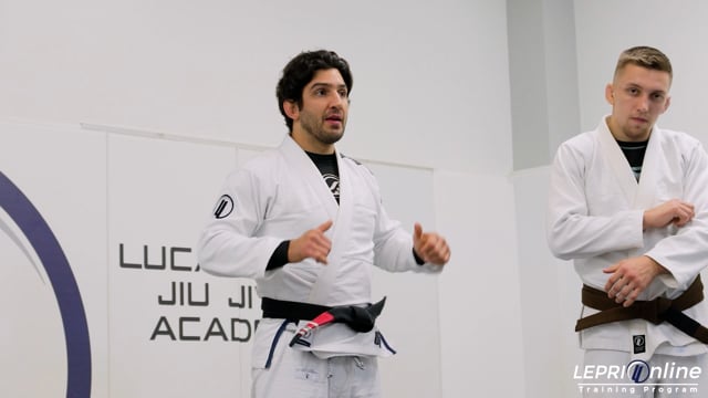 Half Guard Escape to Closed Guard