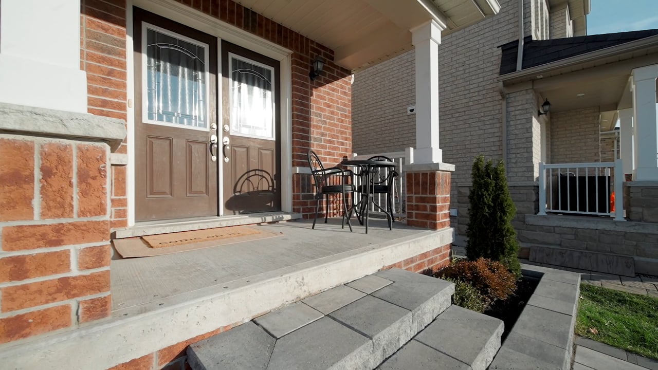 19 William Ingles Dr, Courtice - Video Tour - Unbranded