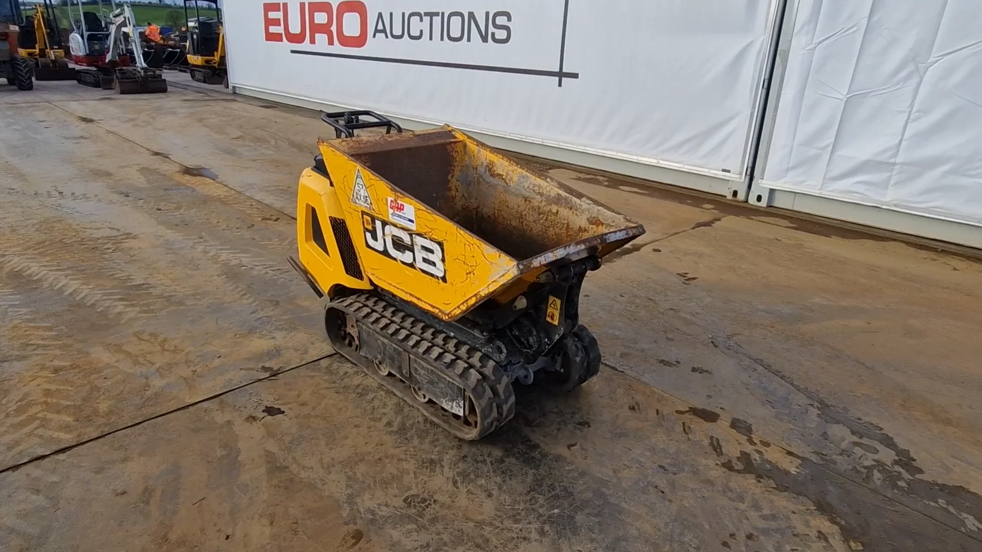 JCB HTD-5 Pedestrian Hi Tip Tracked Dumper - Dromore December 23 on Vimeo
