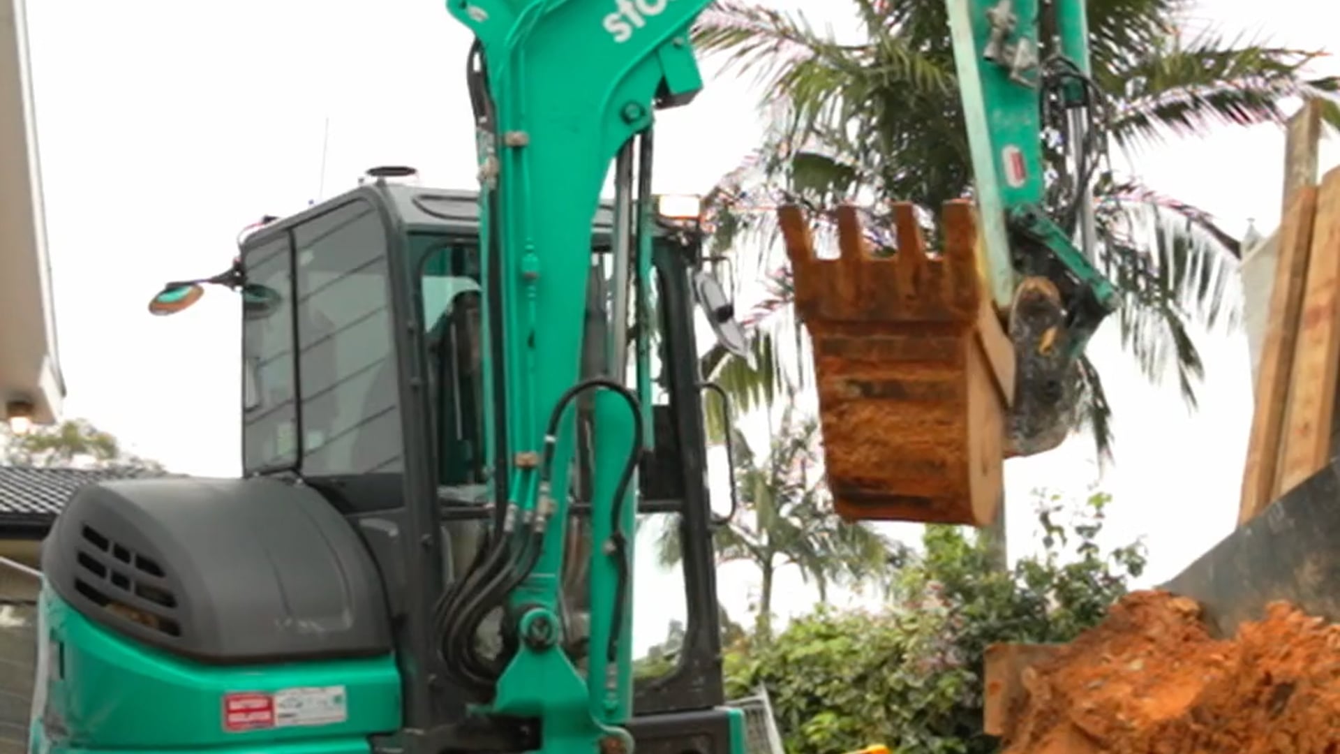 Building Reel - Hunter Built