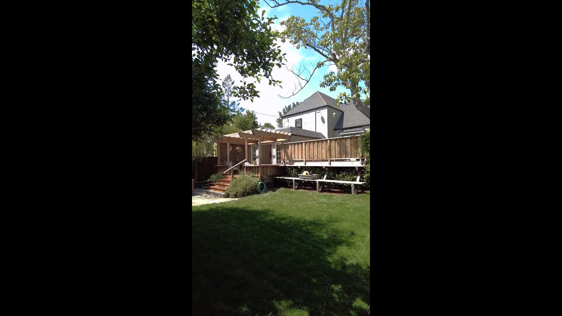 Vertical Reel - 49 Rutherford Ave, San Anselmo