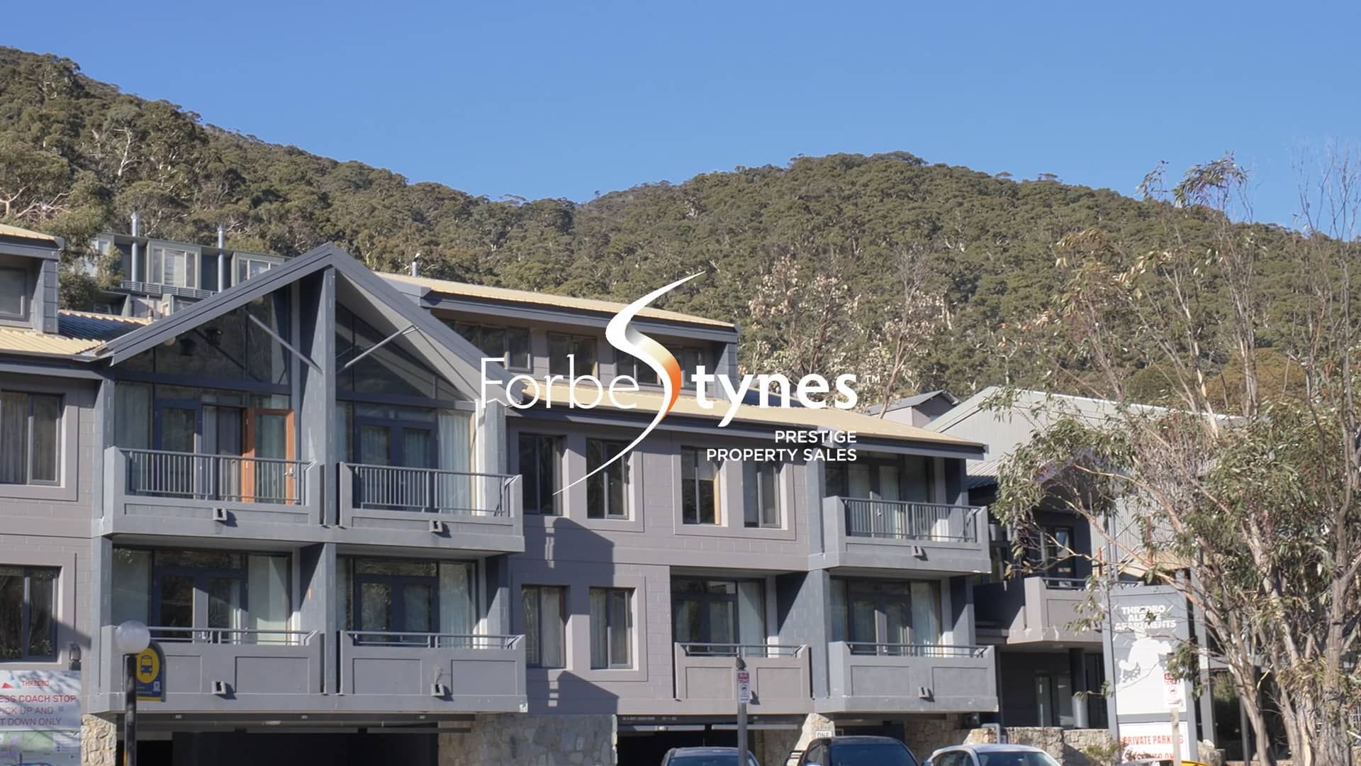 Thredbo Alpine Apartment 707 on Vimeo