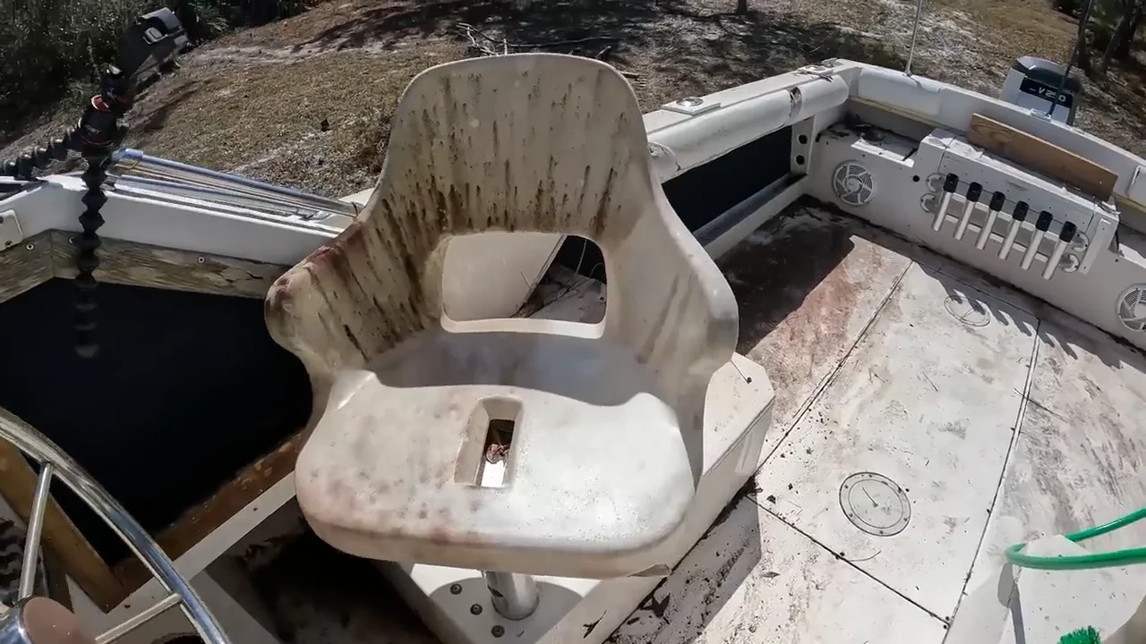 Can You CLEAN Boat Seats - courtesy of Born Again Boating on Vimeo