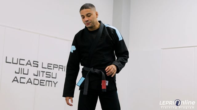 Long Step Pass Attempt to Mount Control