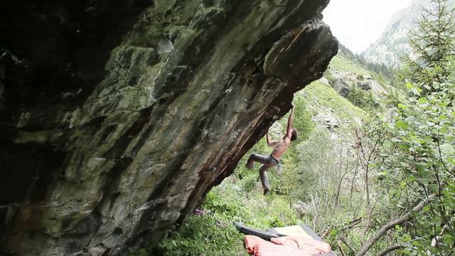 LE LENT SILENCE DU MOLESKINE - First Ascent