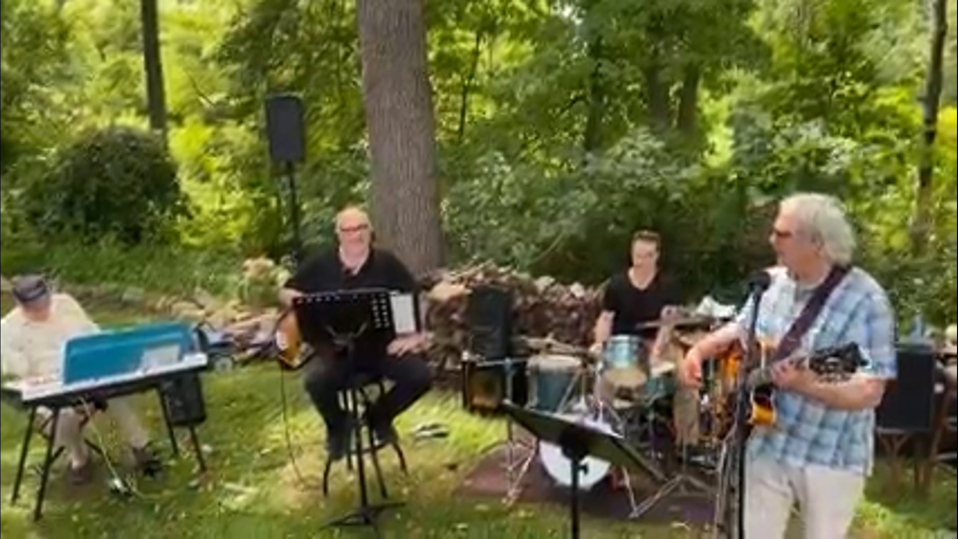 Promotional video thumbnail 2 for Blue Chips band