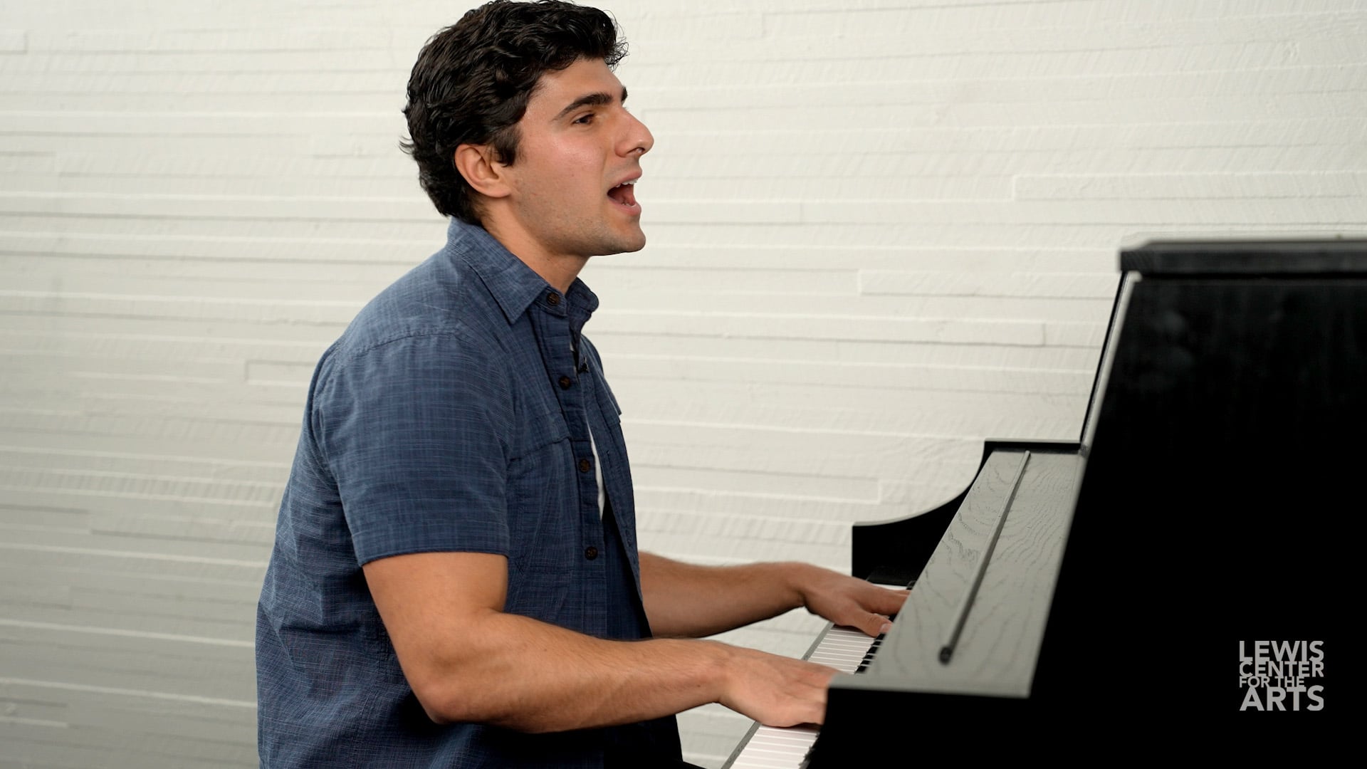 Aaron Ventresca '24 Performs "When I Write"