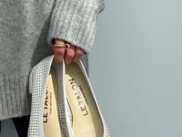 レザースクエアパンチングバレエ（バレエシューズ）｜LE TALON