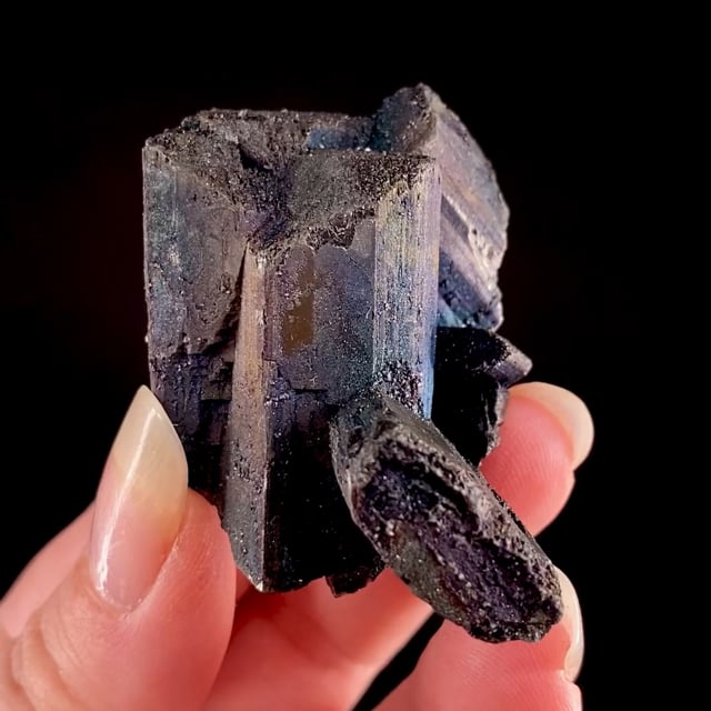 Enargite (fine crystals) coated by Bornite