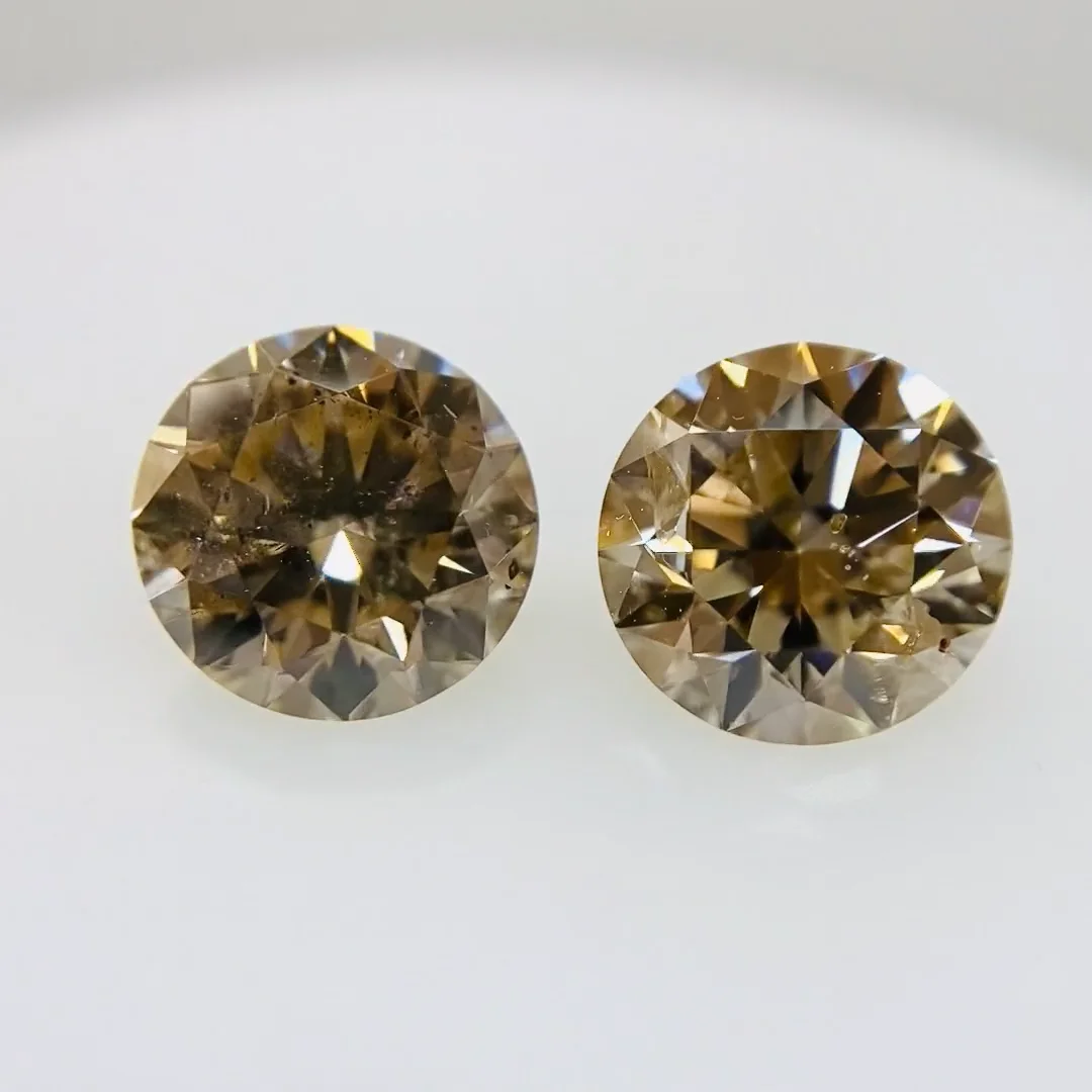 FANCY LIGHT BROWN 1.109ct/1.114ct RD/RT2372/CGL