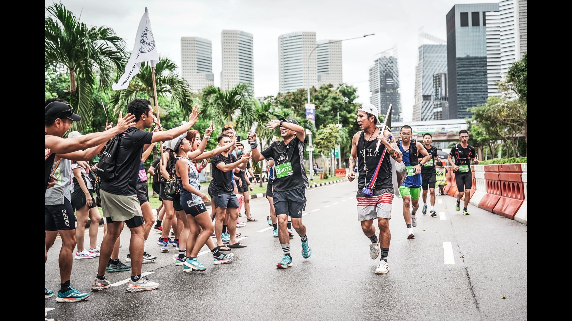 Cheer Zones | Standard Chartered Singapore Marathon 2023