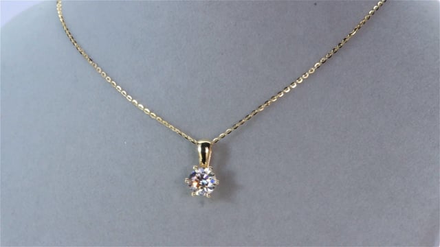 Wideo Zawieszka z diamentem Kartezja z żółtego złota