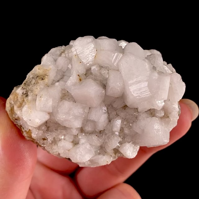 Harmotome (fine classic crystals)