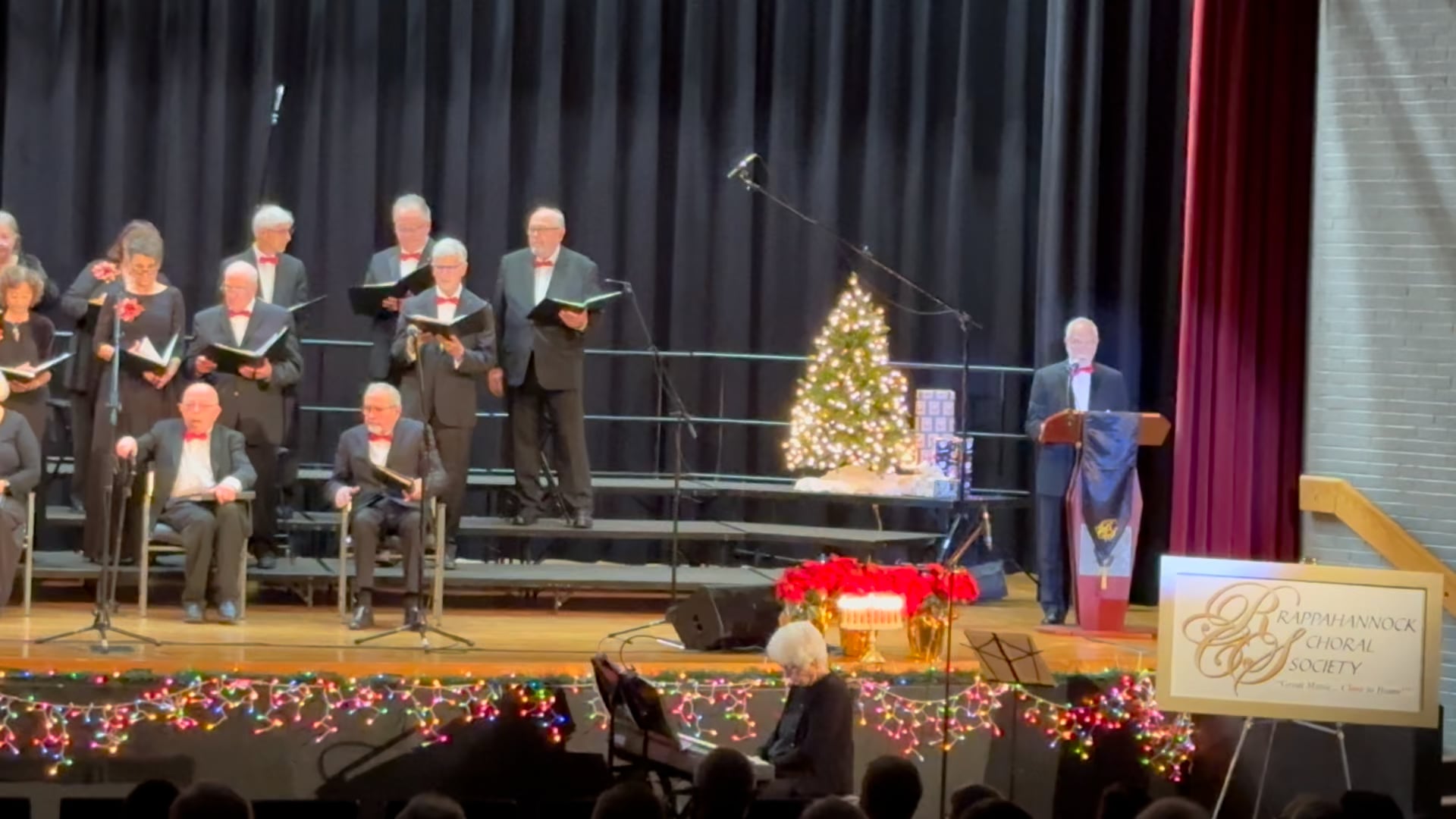 RCS Sings We Wish You a Merry Christmas