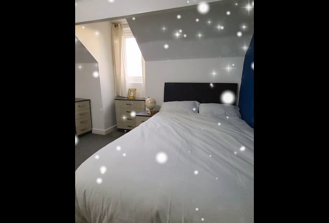 Cosy, Beautiful Warm Room Available - Now Main Photo