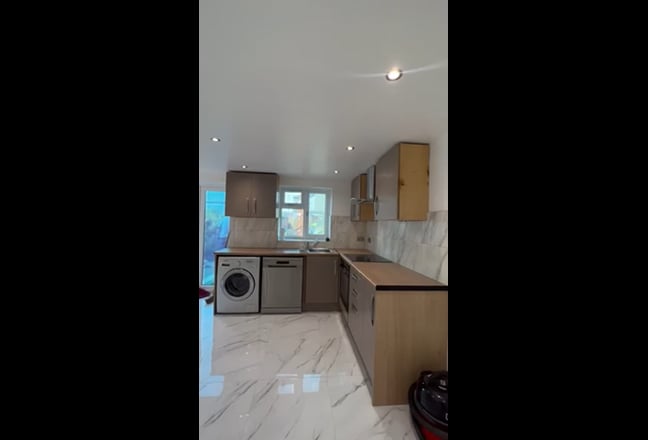 Video 1: 