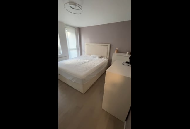 Video 1: Master bedroom