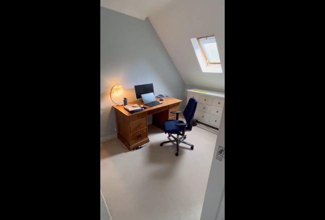 Large double bedroom with new en suite. Main Photo
