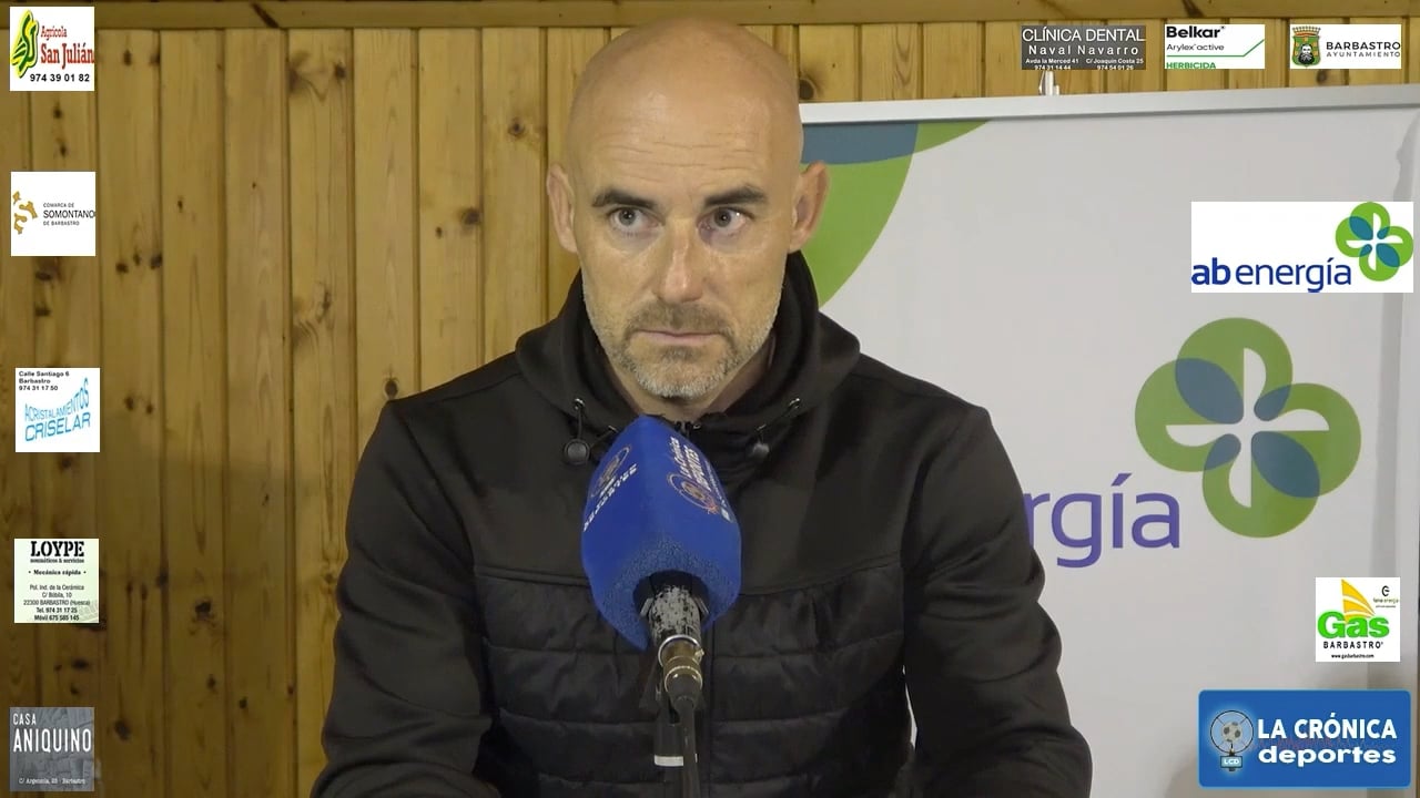DANI MARTÍNEZ (Entrenador Barbastro) UD Barbastro 3-0 CD Náxara / Jor. 15 - Segunda Rfef