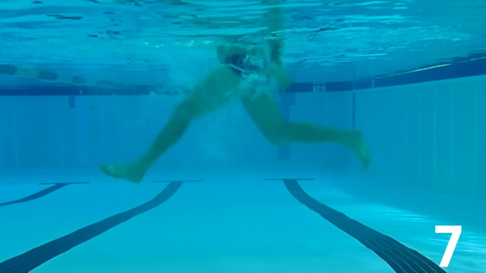 Aqua Combat #1 Kick