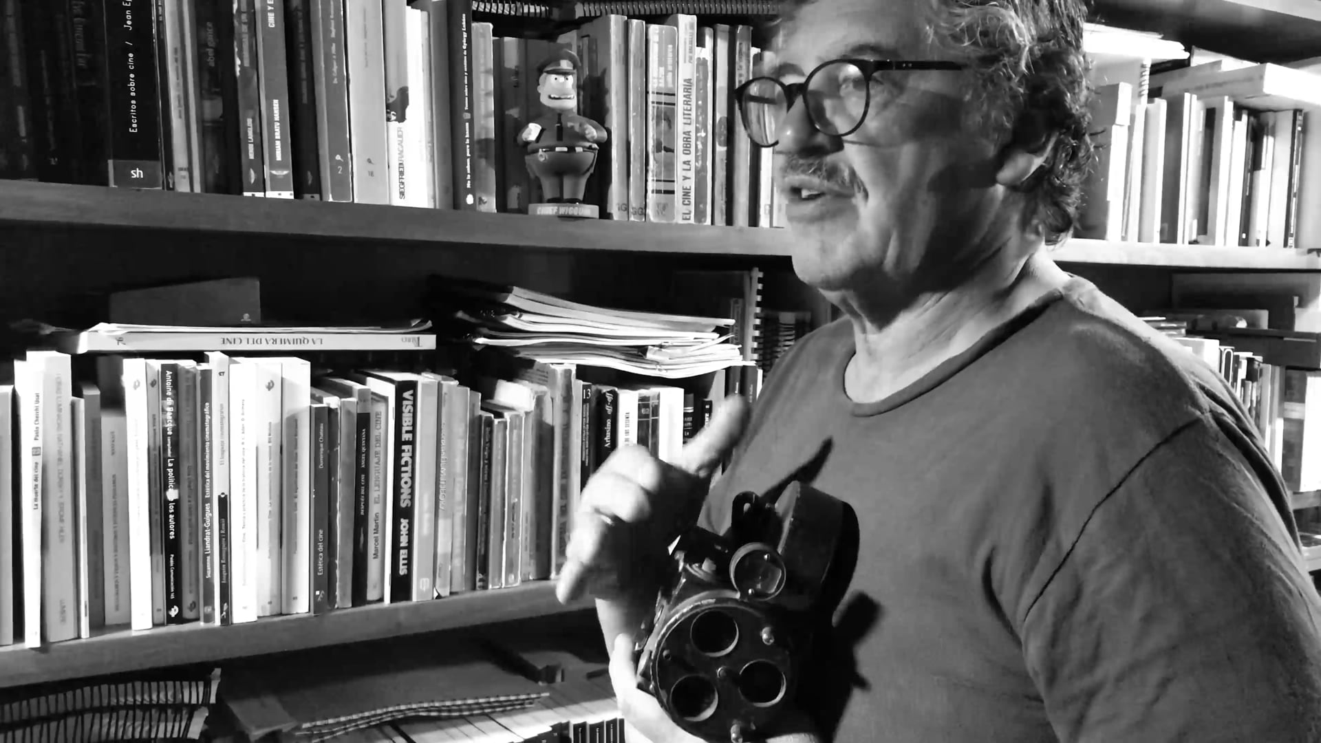 Augusto, la mula herrada & la biblioteca