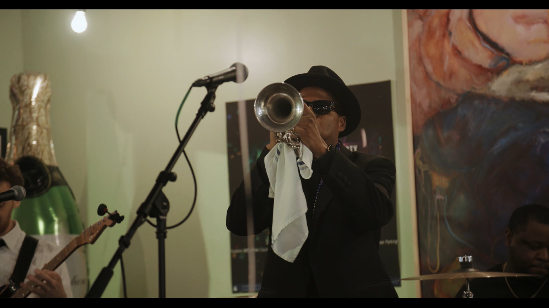 Promotional video thumbnail 3 for Happy Lance and the Sunrays