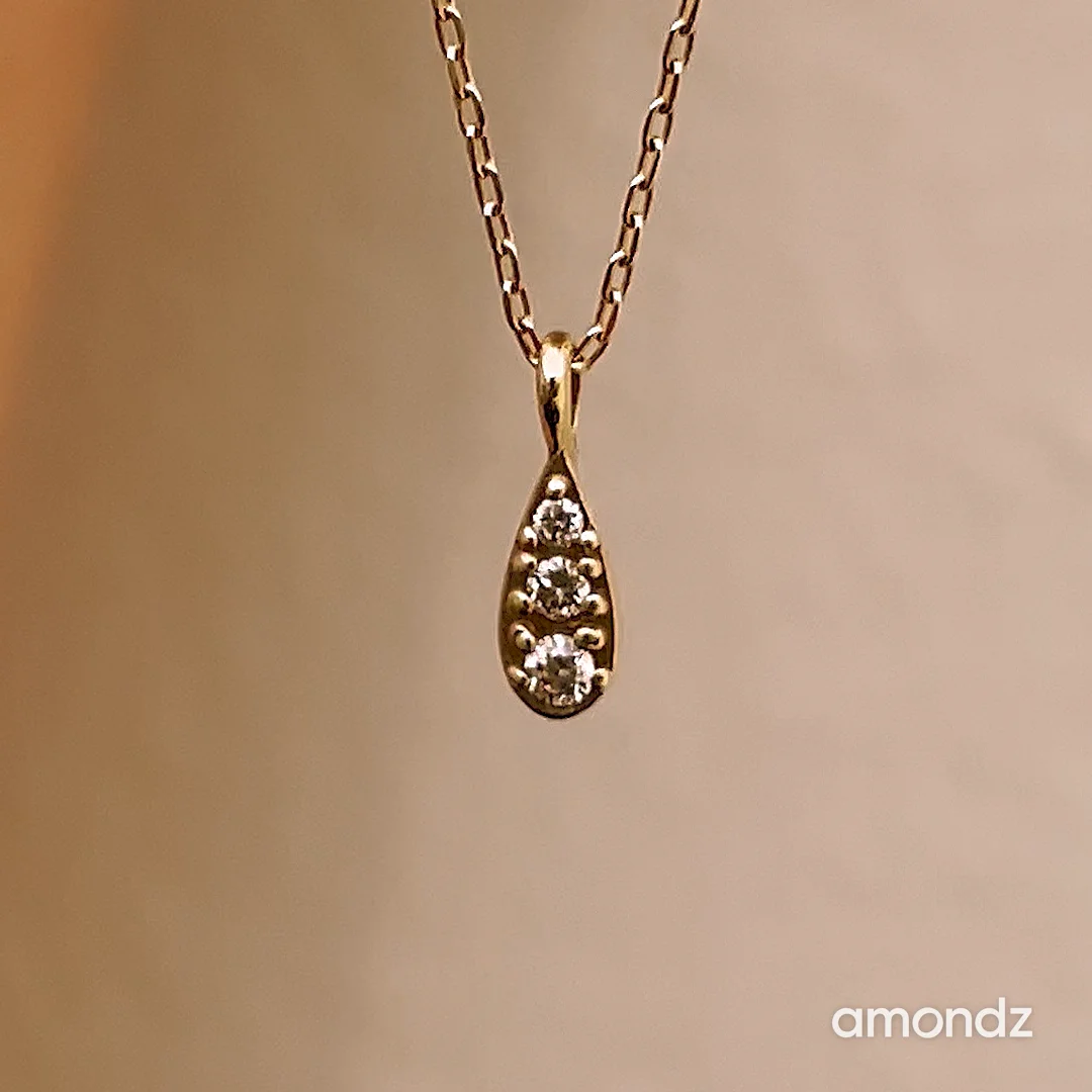 K10 プチ ダイヤ しずく ネックレス / 10K Petit Diamond K10 プチ ダイヤ しずく ネックレス / 10K Petit Diamond
