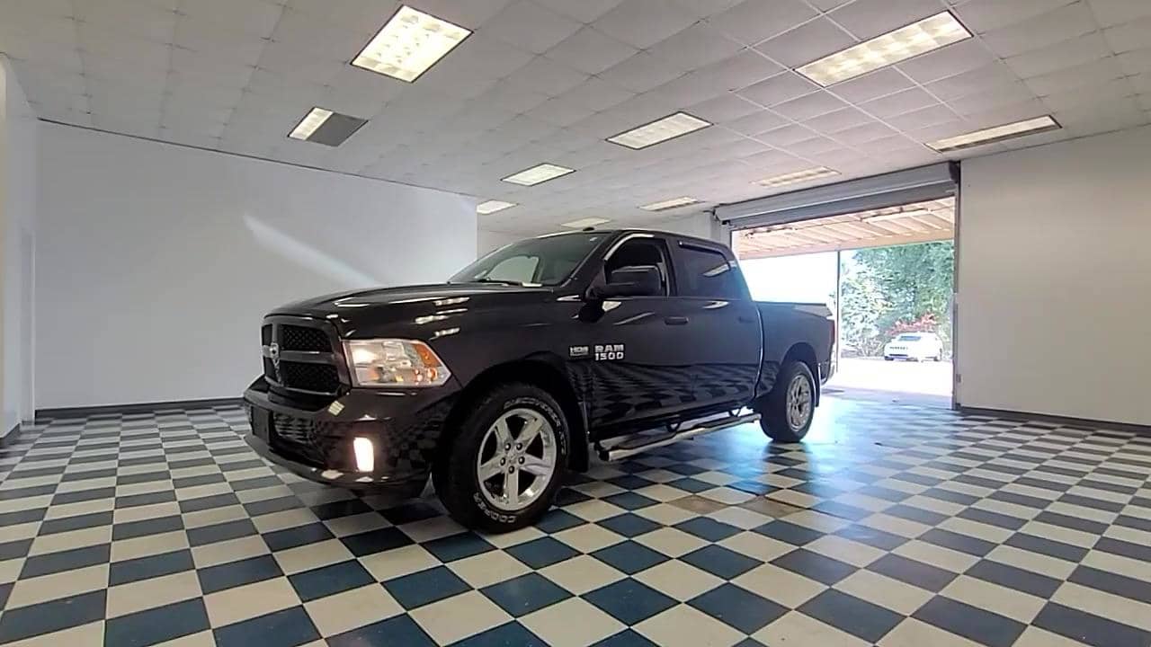 USED 2017 RAM 1500 Express 4x4 Crew Cab 5'7" Box at Five Star CDJR