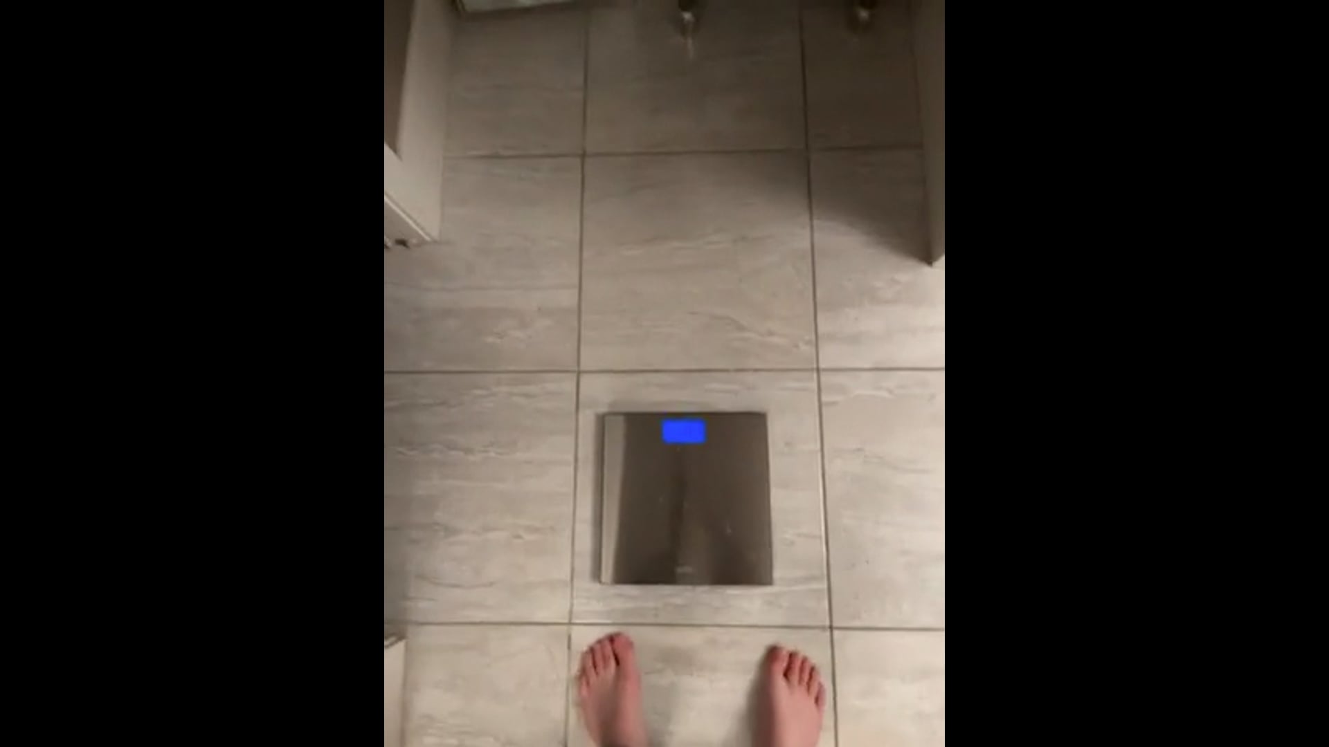 Watch PurpleShift athlete's Weight: 218.4 pounds